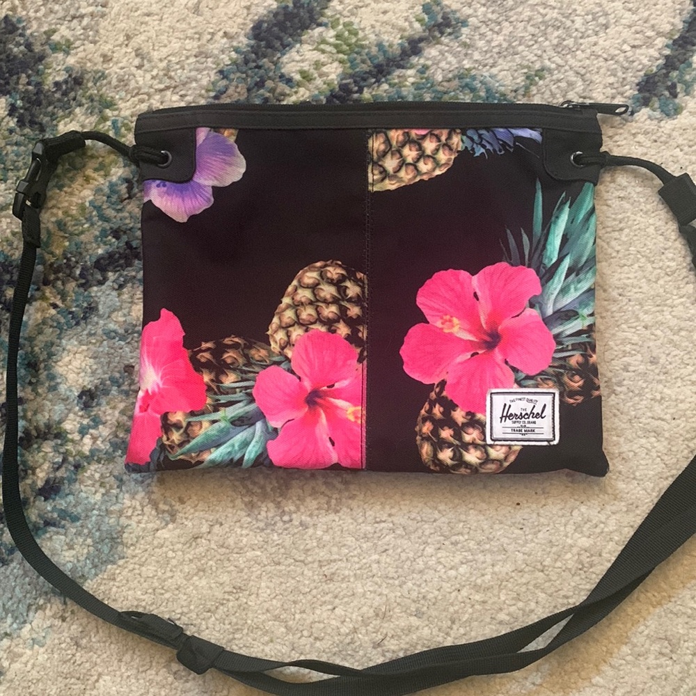 Herschel crossbody
